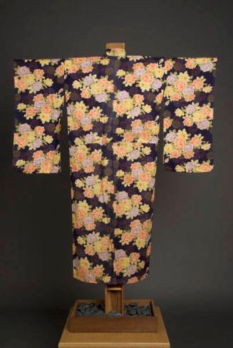 [Dark purple kimono with rose and chrysanthemum design, Waipahu, Hawaii, 1933]