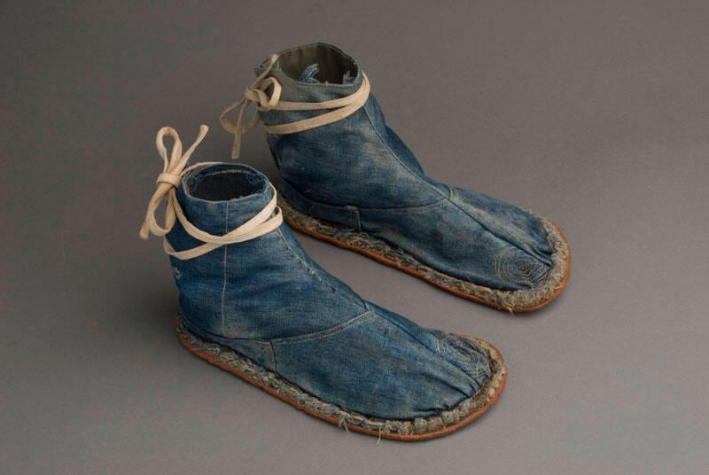 [Blue denim tabi with rubber soles, Ewa, Hawaii]