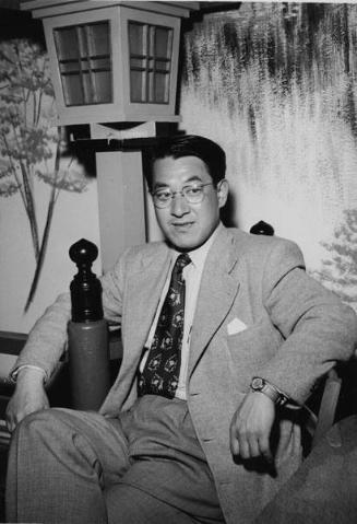 [Kabuki actor Kuroemon Onoue at Kawafuku restaurant, Los Angeles, California, February, 1951]