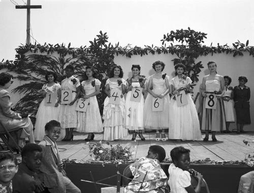 ["Miss La Purisma" contest on Friendship Day, May 20, 1951]