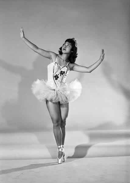 [Stella Nakadate, ballet dancer for West Coast Dance Studio "Fine and dandy" program at Roosevelt High School, Los Angeles, California, June 10, 1954]
