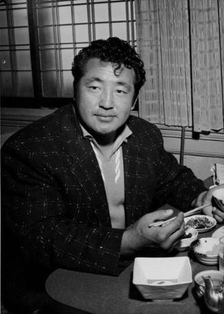 [Rikidozan at Kawafuku restaurant, Los Angeles, California, June 8, 1955]