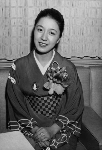 [Miss Mitsuko Kusabuye, an actress of Japan, California, September 27, 1955]