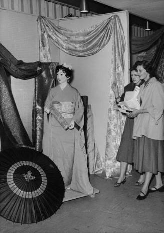 [Japanese Silk Fair at Statler Hotel, Los Angeles, California, February 6, 1955]