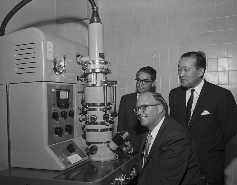 [Electron microscope open house at UCLA, Los Angeles, California, February 15, 1956]