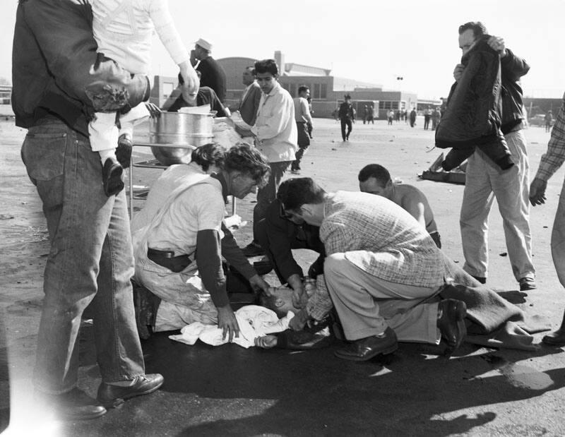 [Plane crash during American Legion Award ceremony at Pacoima Junior High School, Pacoima, California, January 31, 1957]