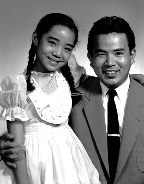 [Mitsuko and George Sawamura from Japan, half-portrait, California, June 27, 1955]