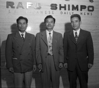[Okinawa delegate in front of Rafu Shimpo, Los Angeles, California, September 25, 1950]