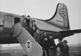 [Arrival of the Japanaese Diet members, January 18, 1950]