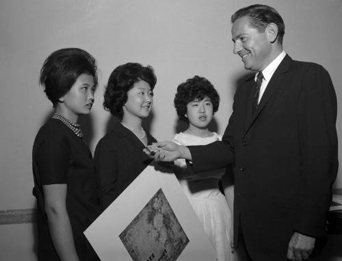 [Gold key award winners at the 15th annual Scholastic Art Awards at Statler-Hilton, Los Angeles, California, February  25, 1961]