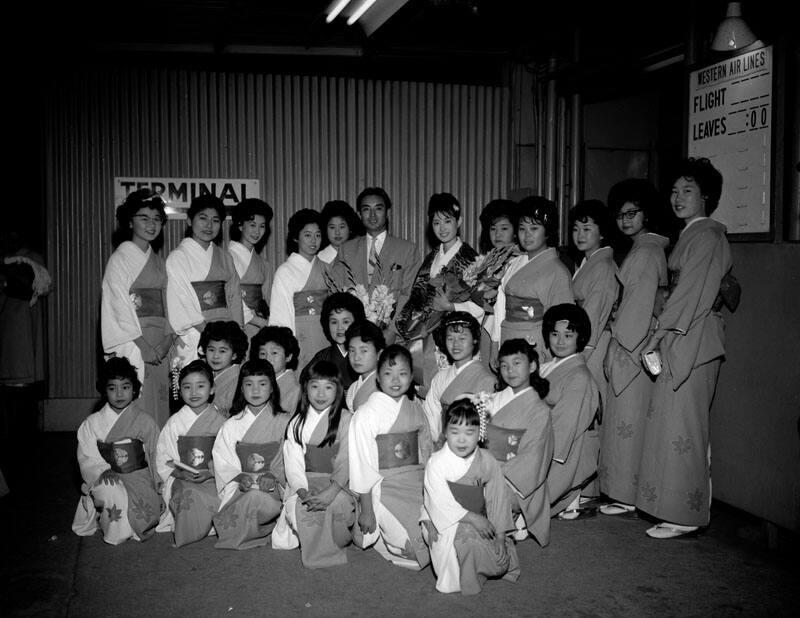 [Chiyonosuke Azuma with Banto Misa group at Los Angeles International Airport, Los Angeles, California, January 14, 1962]