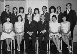 [Japanese Chamber of Commerce scholarship award winners at Statler Hilton Hotel, Los Angeles, California, June 17, 1964]