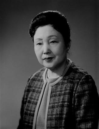 [Mrs. Tetsu Hitomi, head and shoulder portrait, Los Angeles, California, February 19, 1966]