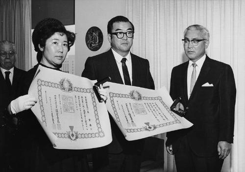 [Kunsho award presentation at office of Consul General of Japan, Los Angeles, California, June 6, 1969]
