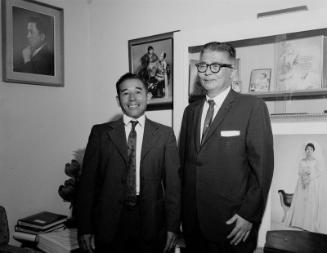 [Teiho Hashida and friend from Japan at Toyo Miyatake Studio, Los Angeles, California, August 1969]