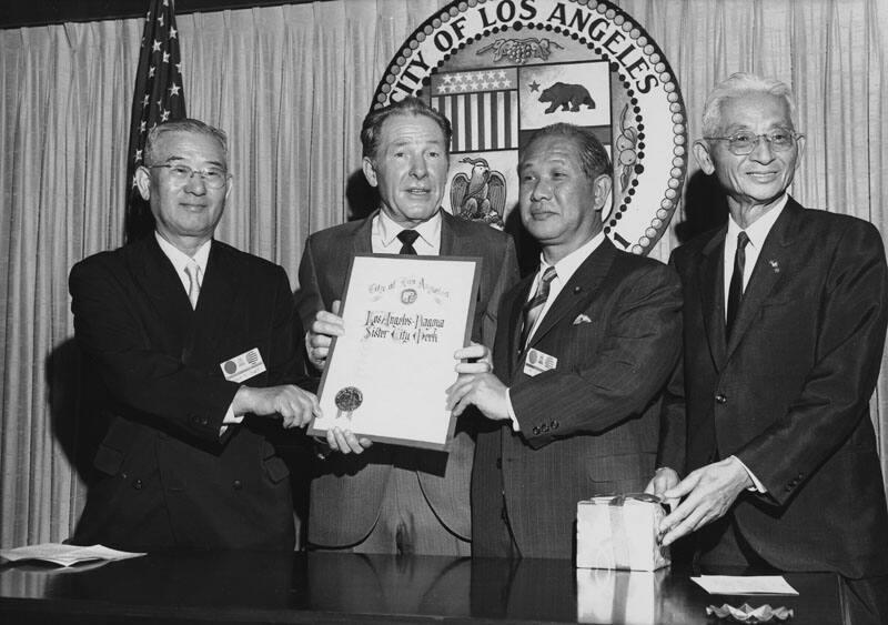 [Nagoya City Mayor Kiyoshi Sugito visits Los Angeles on the Nagoya-Los Angeles Sister City tenth anniversary, Los Angeles, California, October 16, 1969]