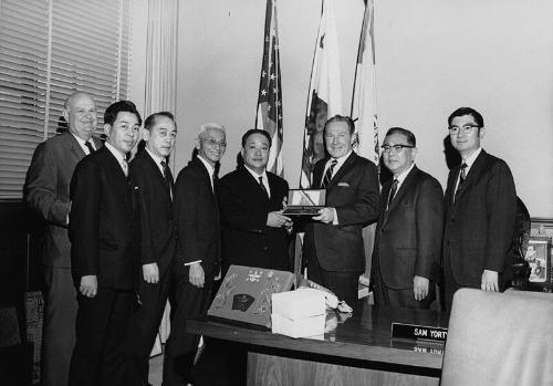 [Wakayama Governor Masao Ohashi at Los Angeles International Airport and Los Angeles City Hall, Los Angeles, California, January 15-16, 1970]