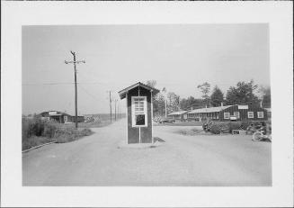 [Guardhouse or checkpoint, Rohwer, Arkansas, August 19, 1944]