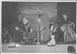 [Couple apprehended by samurai and two men in Kabuki play, Rohwer, Arkansas]